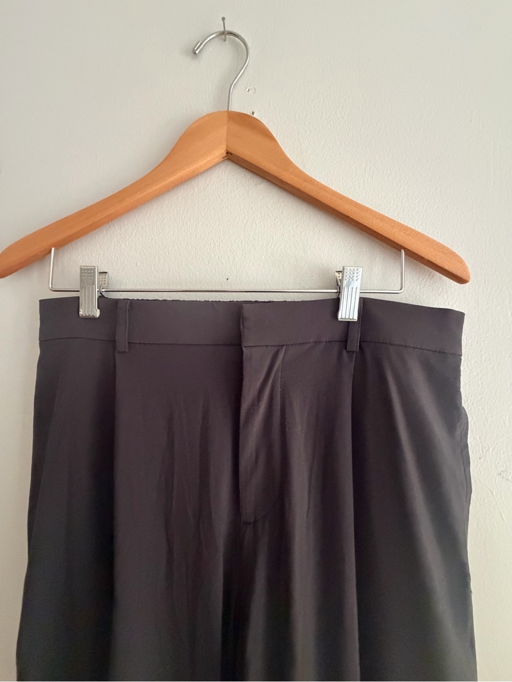 Vuori Villa Black Wide-Leg Trousers - Picture 2 of 7